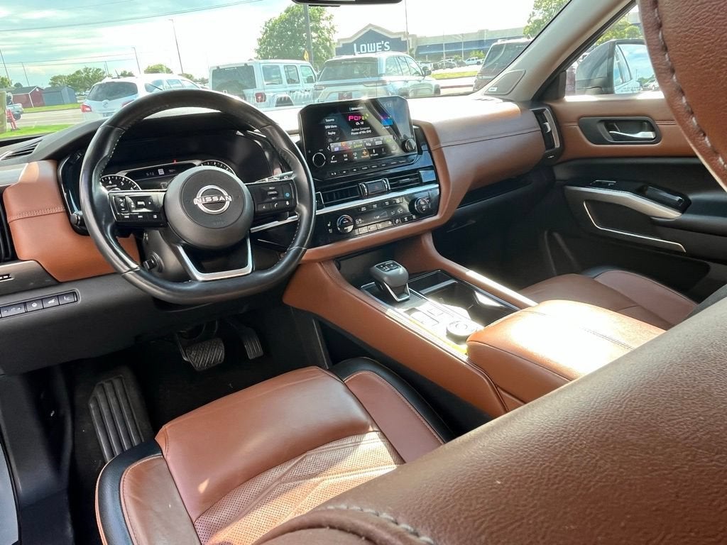 2023 Nissan Pathfinder Platinum 4WD