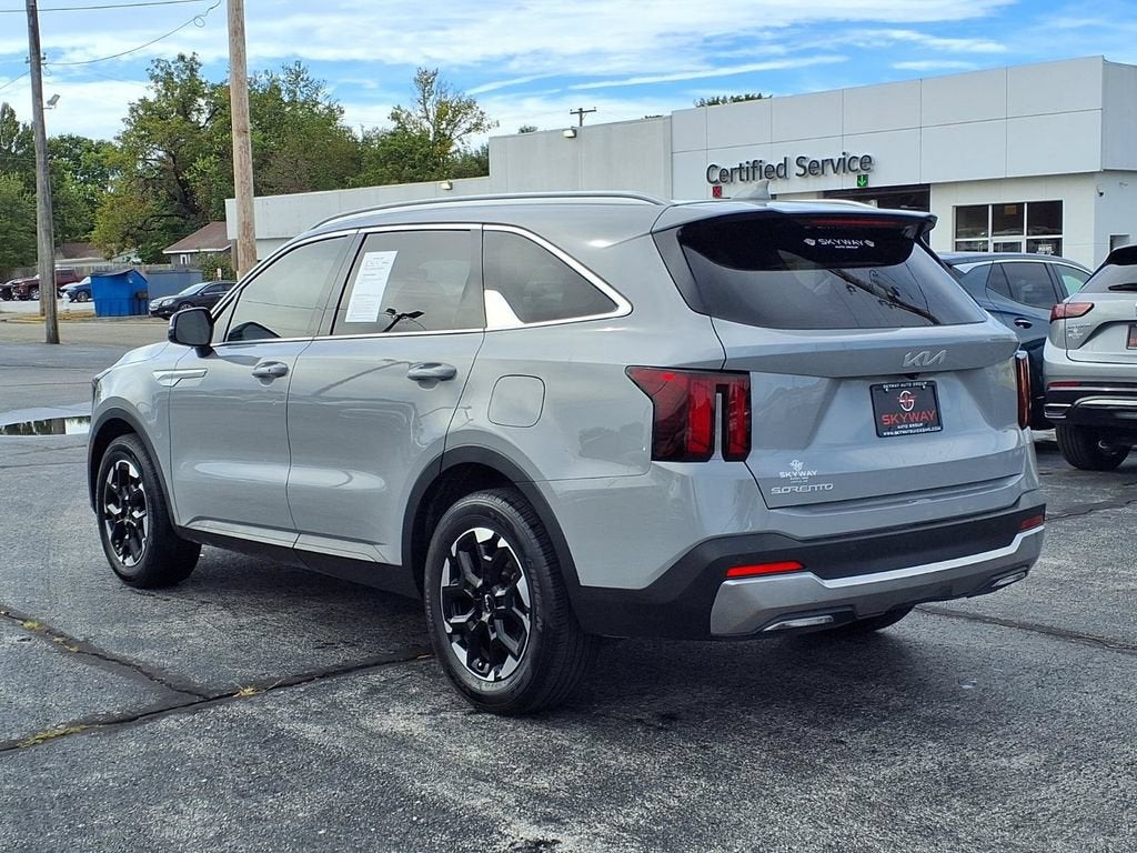 2024 Kia Sorento S