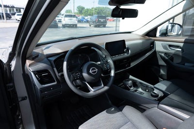 2022 Nissan Rogue SV Intelligent AWD