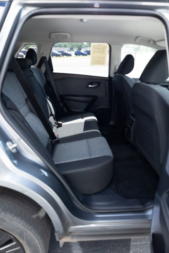 2022 Nissan Rogue SV Intelligent AWD