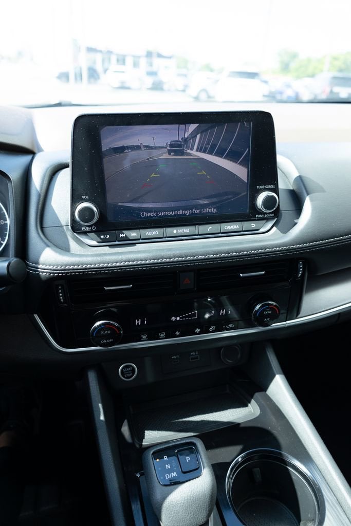 2022 Nissan Rogue SV Intelligent AWD