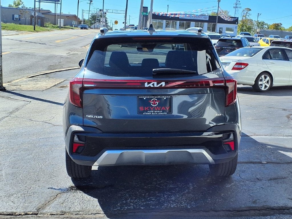 2024 Kia Seltos EX