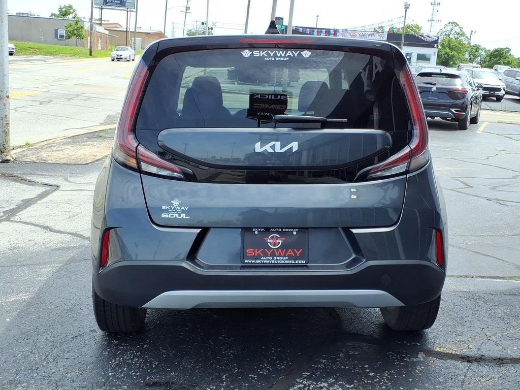2023 Kia Soul LX