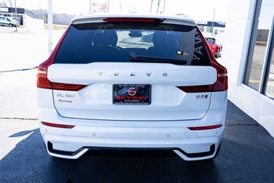 2023 Volvo XC60 Plus Dark Theme